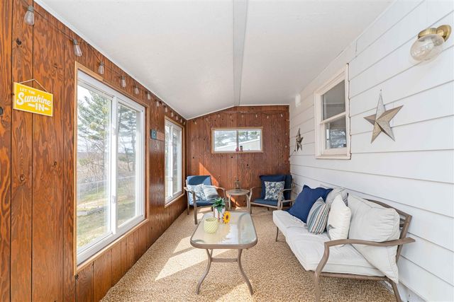 6740 S Eberhart Avenue, Clare, MI 48617