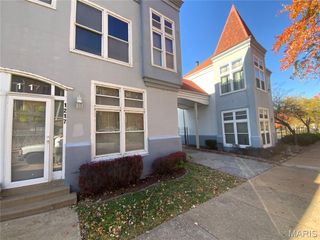 1217 N 11th Street 1217, St Louis, MO 63106