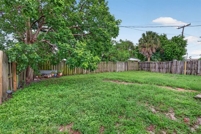 410 NW 52ND Court, Oakland Park, FL 33309