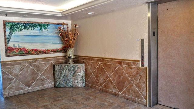825 Egret Circle 404, Delray Beach, FL 33444