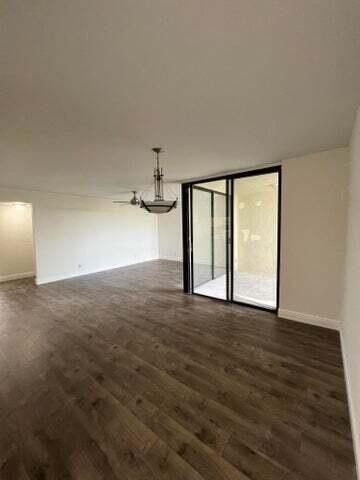 825 Egret Circle 404, Delray Beach, FL 33444