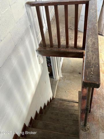 1812 Wilson Ave, Louisville, KY 40210