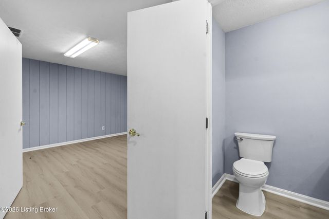 7409 Independence Cove, Louisville, KY 40214