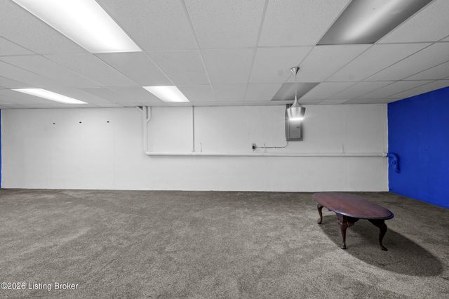 7409 Independence Cove, Louisville, KY 40214