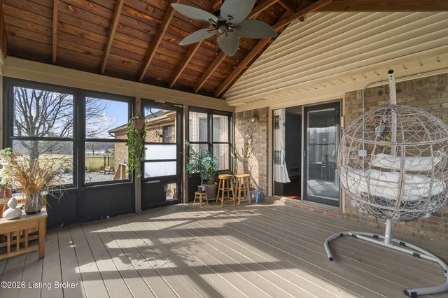 7409 Independence Cove, Louisville, KY 40214