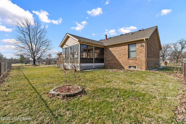 7409 Independence Cove, Louisville, KY 40214
