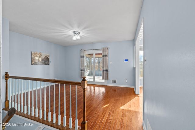 7409 Independence Cove, Louisville, KY 40214