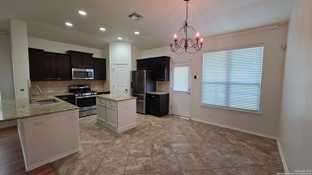 619 Sea Eagle, San Antonio, TX 78253