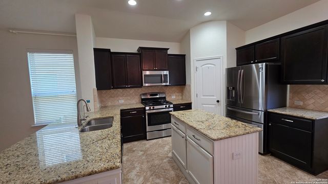619 Sea Eagle, San Antonio, TX 78253