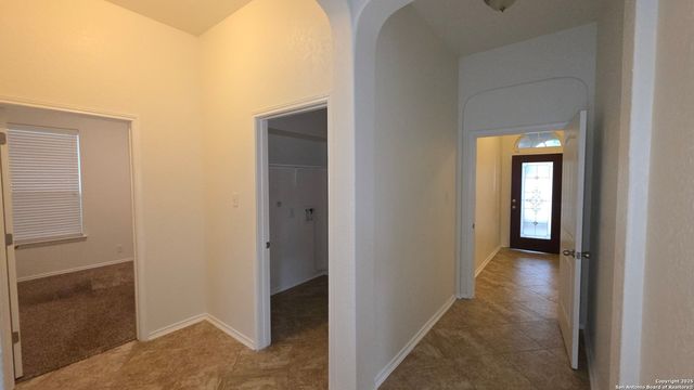 619 Sea Eagle, San Antonio, TX 78253