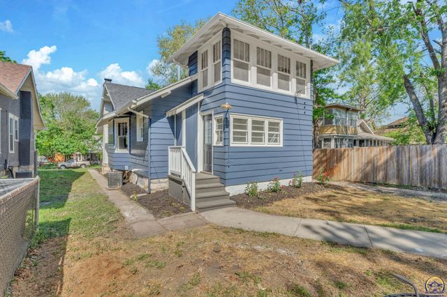 312 SW Elmwood AVE, Topeka, KS 66606