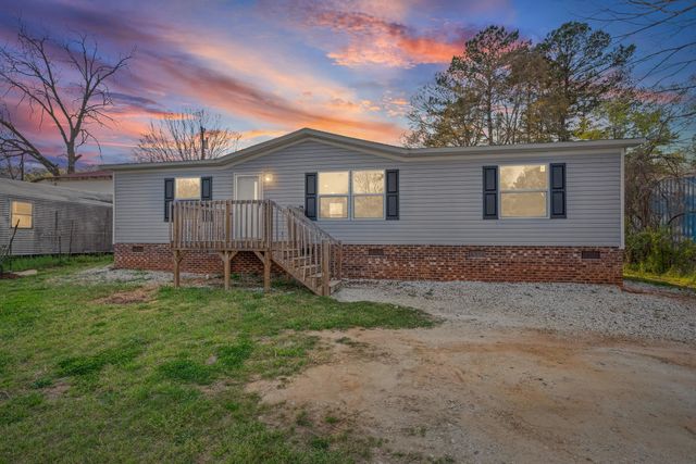 2231 Westminster Hwy Street, Walhalla, SC 29691