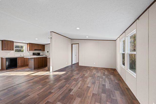 2231 Westminster Hwy Street, Walhalla, SC 29691