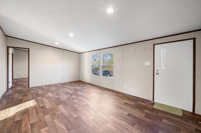 2231 Westminster Hwy Street, Walhalla, SC 29691