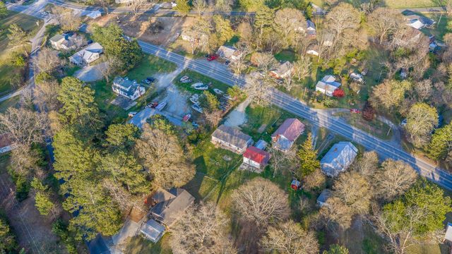 2231 Westminster Hwy Street, Walhalla, SC 29691