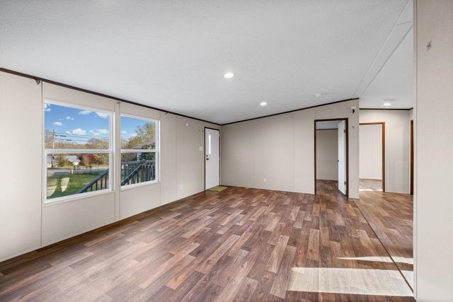 2231 Westminster Hwy Street, Walhalla, SC 29691