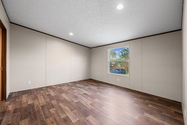 2231 Westminster Hwy Street, Walhalla, SC 29691