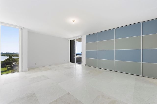 5510 N Ocean Drive 7c, Singer Island, FL 33404