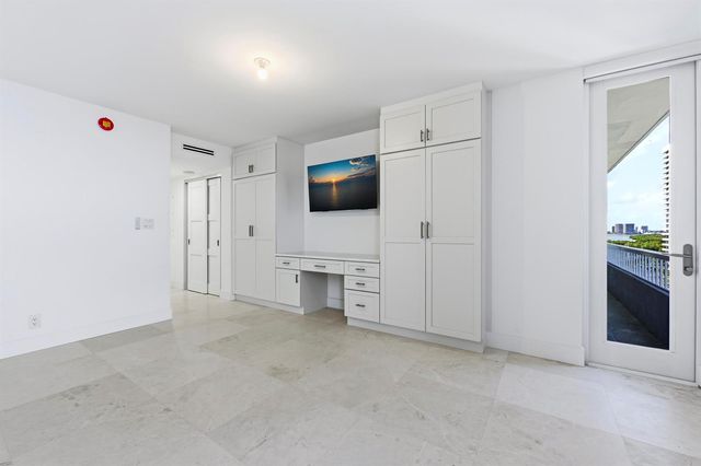 5510 N Ocean Drive 7c, Singer Island, FL 33404