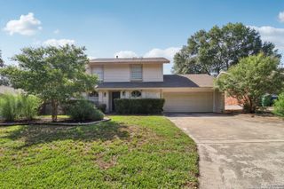 1710 Searcy, San Antonio, TX 78232