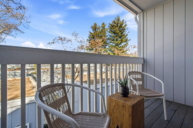 201 Ortega Avenue, Mountain View, CA 94040