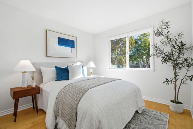 201 Ortega Avenue, Mountain View, CA 94040