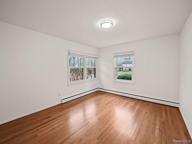 3781 Lincoln Road, Bloomfield Hills, MI 48301