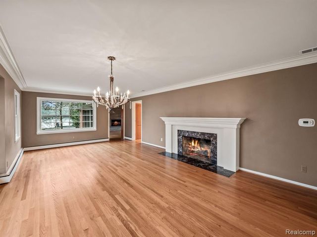 3781 Lincoln Road, Bloomfield Hills, MI 48301