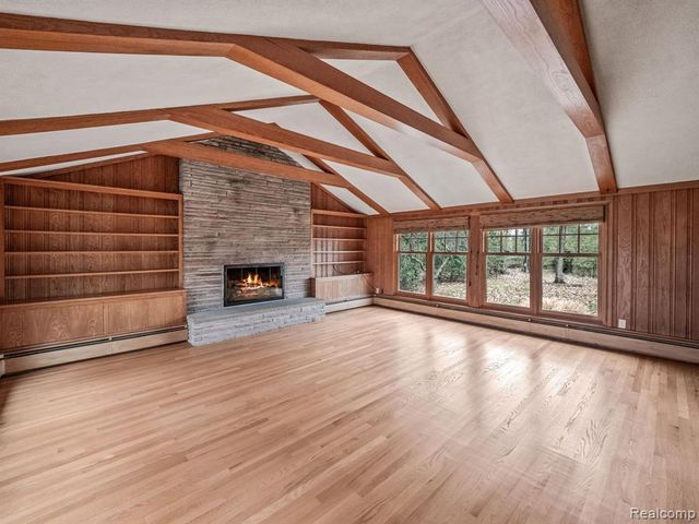 3781 Lincoln Road, Bloomfield Hills, MI 48301