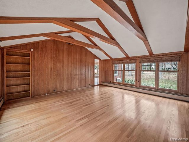 3781 Lincoln Road, Bloomfield Hills, MI 48301