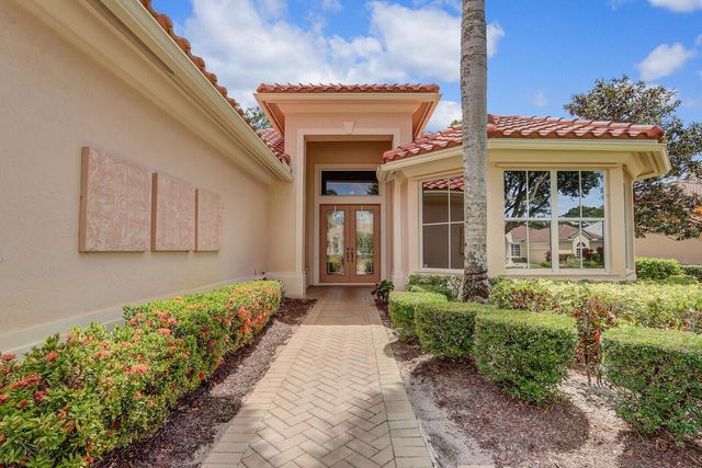8120 Links Way, Port St Lucie, FL 34986