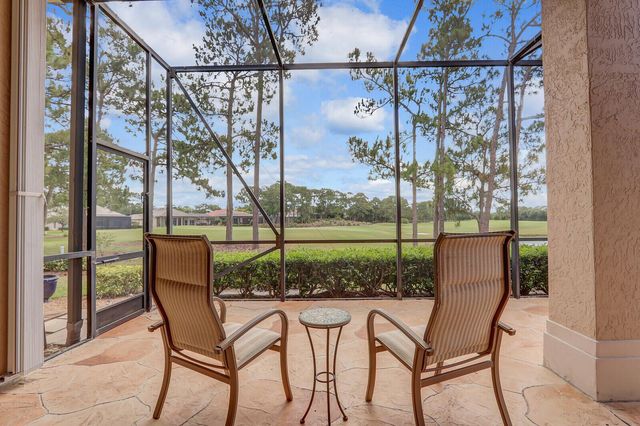 8120 Links Way, Port St Lucie, FL 34986