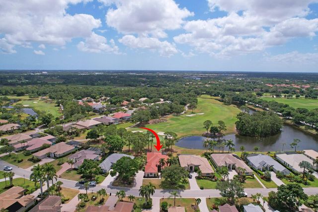 8120 Links Way, Port St Lucie, FL 34986