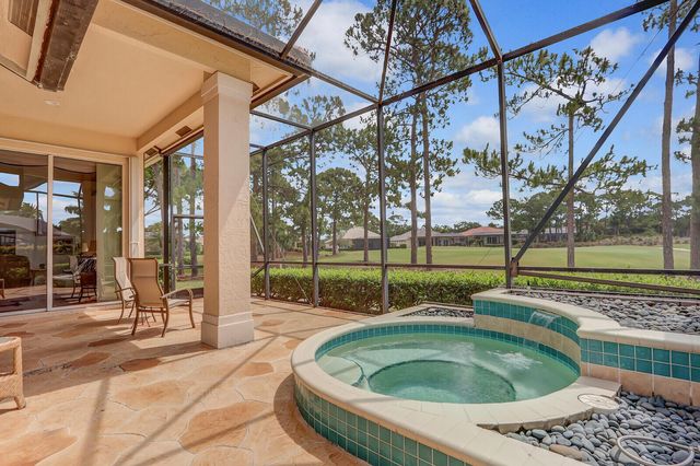 8120 Links Way, Port St Lucie, FL 34986