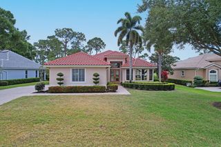 8120 Links Way, Port St Lucie, FL 34986