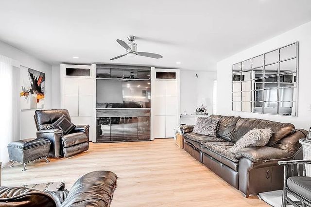 396 Dedham St, Newton, MA 02459