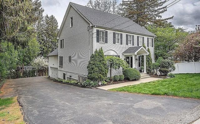 396 Dedham St, Newton, MA 02459