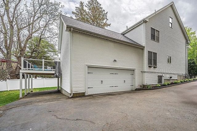 396 Dedham St, Newton, MA 02459