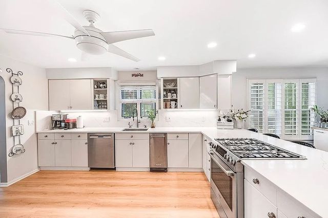 396 Dedham St, Newton, MA 02459