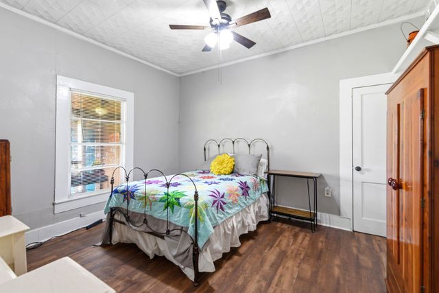 9282 State Highway 75 S, New Waverly, TX 77358