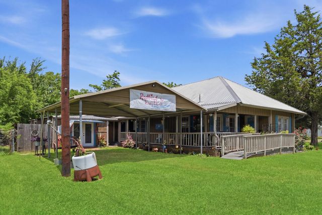 9282 State Highway 75 S, New Waverly, TX 77358