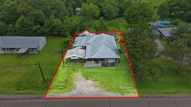 9282 State Highway 75 S, New Waverly, TX 77358
