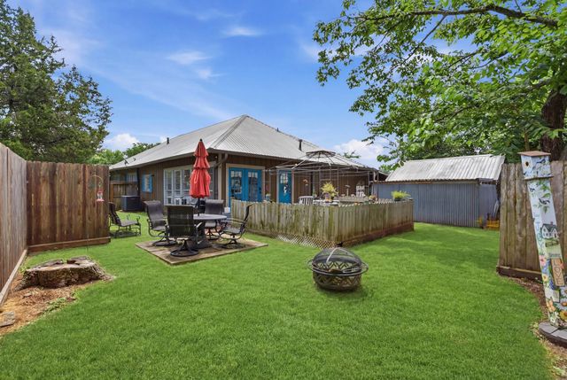 9282 State Highway 75 S, New Waverly, TX 77358