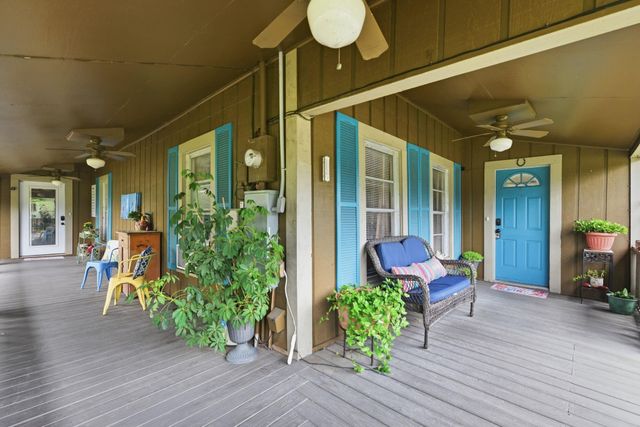 9282 State Highway 75 S, New Waverly, TX 77358