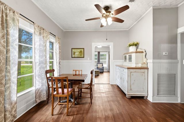 9282 State Highway 75 S, New Waverly, TX 77358
