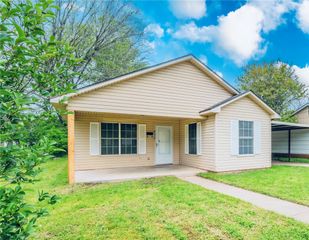 812 E Pecan Avenue, Waco, TX 76704