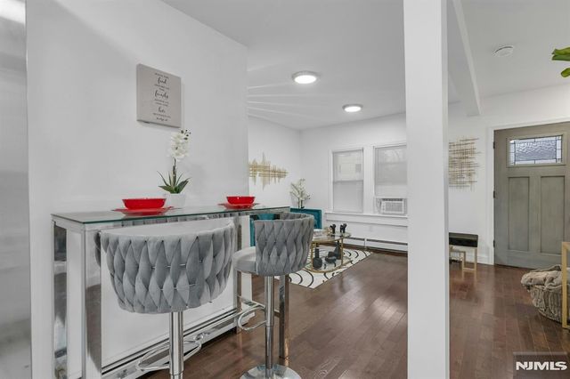 196 2nd Street 1, Englewood, NJ 07631