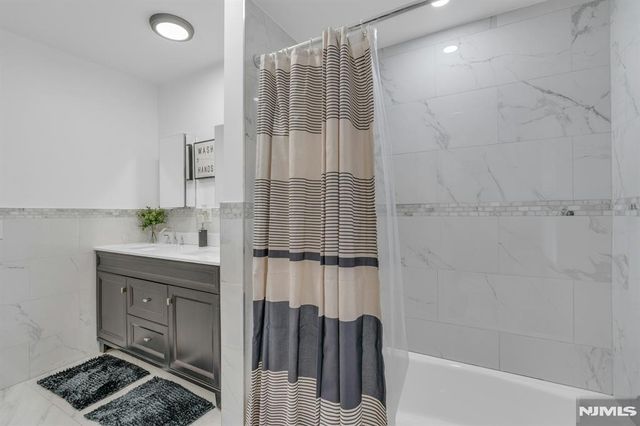 196 2nd Street 1, Englewood, NJ 07631