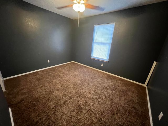 10709 Gentry Lane SW, Albuquerque, NM 87121