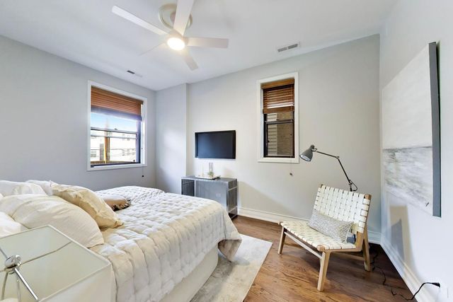 3810 N Fremont Street 2B, Chicago, IL 60613